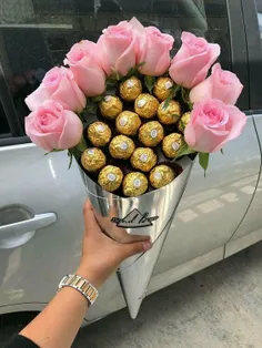#عاشقانه از گل، شکلات و شیرینی را برای سورپرایز همسر و تش