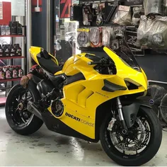 Ducati-Panigale_V4R