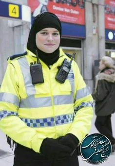 ✨  زن تازه مسلمان پلیس راهنمایی و رانندگی انگلیس: