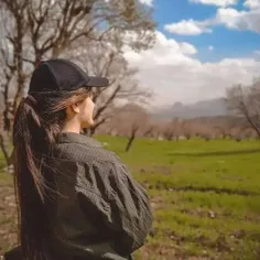 اینجا رفته بودیم گهواره یه قسمتی از خرم اباده نمیدونم باه