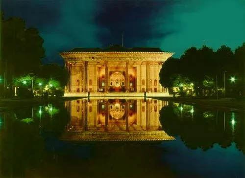 چهلستون اصفهان