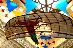 ❌ یک ایرانی، اولین مخترع ماشین پرنده جهان

اولین انسانی که در دوران طلایی اسلام، هزار سال زودتر از #برادران_رایت، مانند پرنده ای در آسمان با هواپیمای ساخت خود پرواز کرد، عباس بن فرناس بود.
طرح‌های او 
