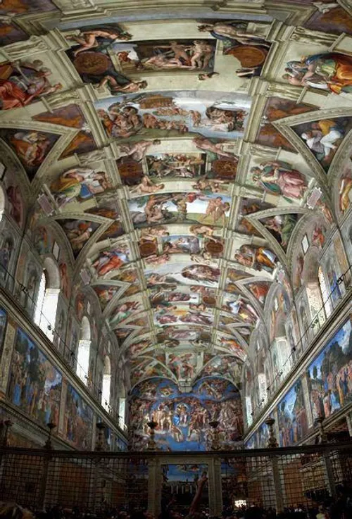 نقاشی های سقف کلیسای سیستین، تقریبا ۴ سال زمان برد و تمام