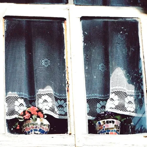 اِی دِلِ غَمْدیدِه ، حالَتْ بــِه شَوَد،دِل بَد مَکُن