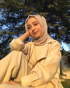 زن بی حجاب به درد نمیخورد