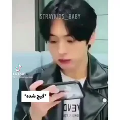 یکی مینهو رو نجاات بده😂😂