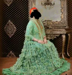 عکس نمای لباس زیبای امروزم توی عکاسی #مناسب لباس عقد