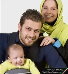 پژمان بارغی بازیگر، همسرش و فرزندشان