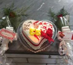 کیک تولد عشقم چند تا لایک داره
