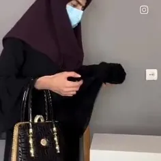 989213_4144 77496835