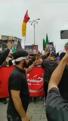 اعتراض مردم به آتش زدن قرآن و عکس رهبر انقلاب اسلامی در ر