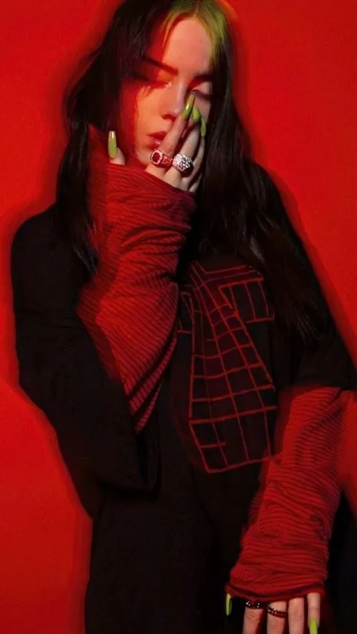 BILLIE EILISH