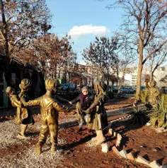 Mevsim kış olsa bile, gülüşün kalbimdeki bahari uyandırıyor
Günaydın