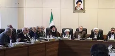 حضور رئیسی در جایگاه سران قوا در جلسه امروز مجمع تشخیص 