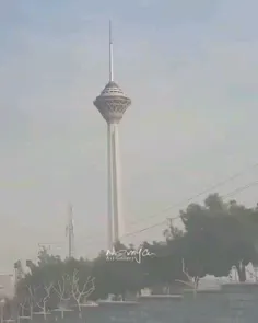 سرفه های برج میلاد در غبار شهر :)...وضع بدجور خرابه