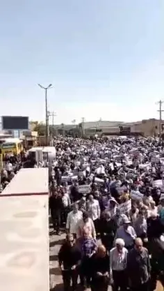 راهپیمایی مردم شیراز علیه آشوبگران ✌🏼🇮🇷