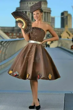 لباس ساخته شده از شکلات