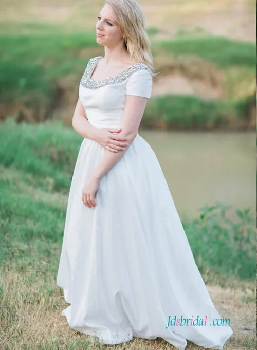 لباس عروسی ساده https://goo.gl/uVmwAB