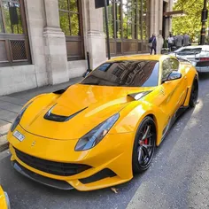 Ferrari-F12_