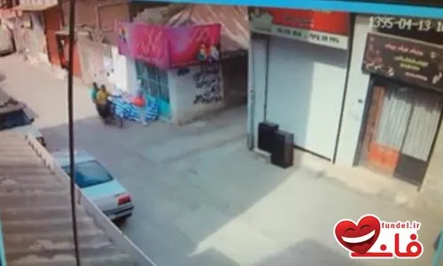 دانلود فیلم دزدیدن کیف دختر جوان در بابل توسط موتورسوار