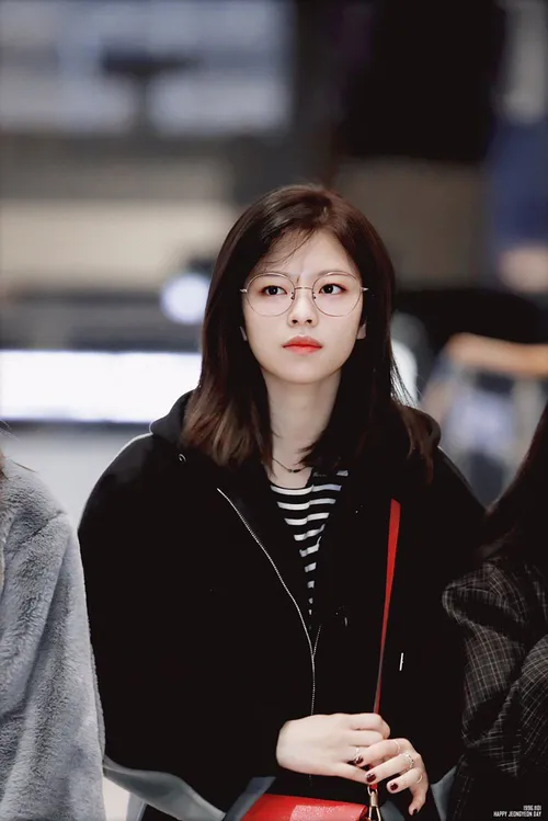 JEONGYEON HBD