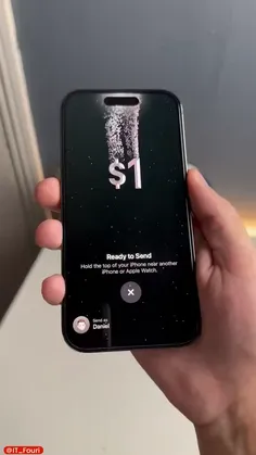‏انیمیشن جذاب انتقال پول بین دو آیفون در iOS 18