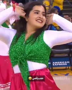 رقص دخترای ایرانی در مسابقات بسکتبال.ولی بخاطر مسابقه ی د