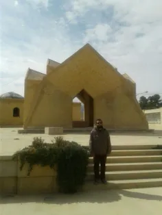 آرامگاه شیخ احمد نیریزی