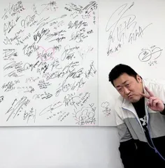 بازیگر "dong seok" به تازگی یک باشگاه بوکس باز کرده و امر