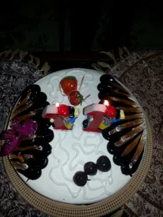 امشب تولدم بود این کیکمه