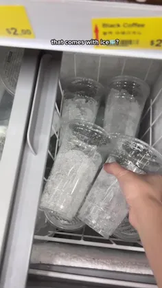 نوشیدنی خوشمزه یخی
