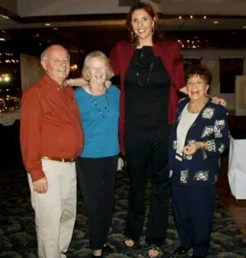 بلند قدترین زن