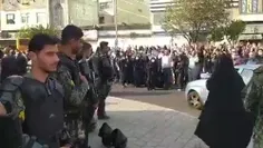 🎥 نیروی انتظامی تشکر تشکر

در حاشیه راهپیمایی مردم ایران در محکومیت حادثه تروریستی شیراز