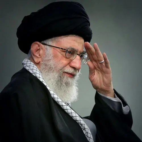 لبیک یا امام خامنه ای