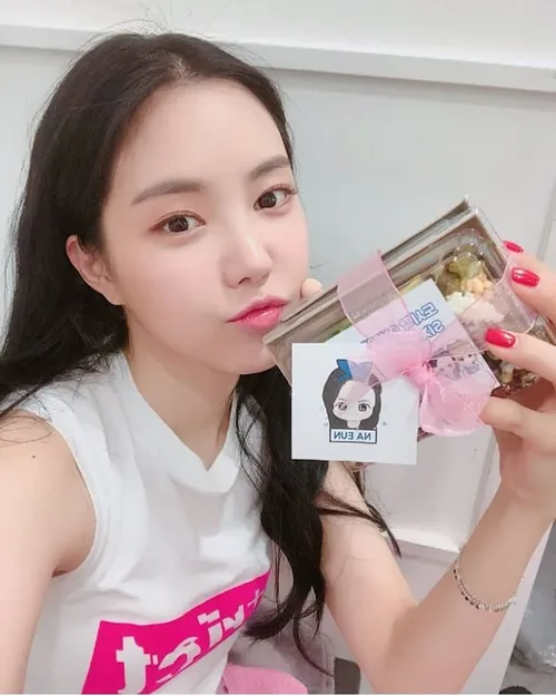 naeun apink نایون