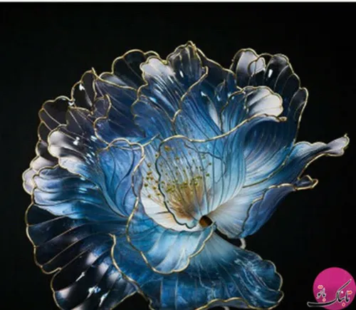 سنجاق مو هایی با گل های ظریف زیبا هنرمند ژاپنی با استفاده