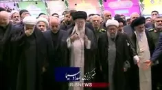 🎦 اقامه نماز رهبر معظم انقلاب بر پیکر رئیس‌جمهور شهید و ه