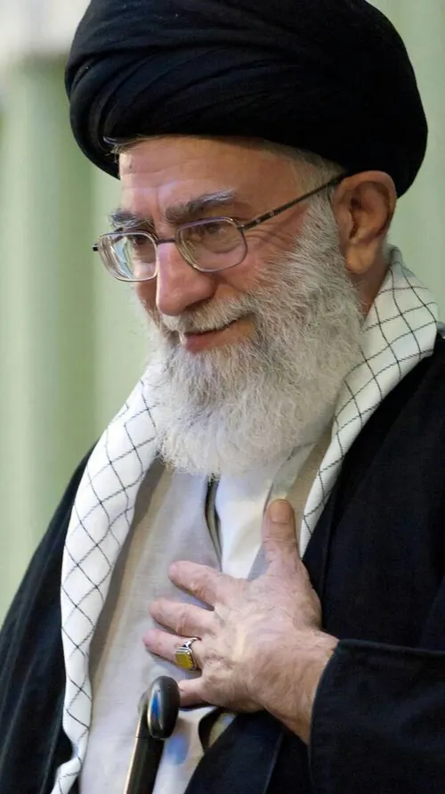 ↕ سلام کمی برای شناخت رهبر ایران وقت میگذاری⁉