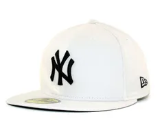 کلاه کپ NY سفید*جنس کلاه 50% پنبه و 50% پلی استر
