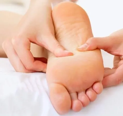 ماساژ پاها قبل از خواب چه فوایدی دارد؟