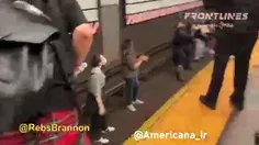 ♦️‌ کشته شدن یک فرد بی‌خانمان به نام جوردن نیلی، در متروی