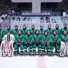 تیم هاکی روی‌ یخ دختران با شکست عربستان به فینال راه یافت