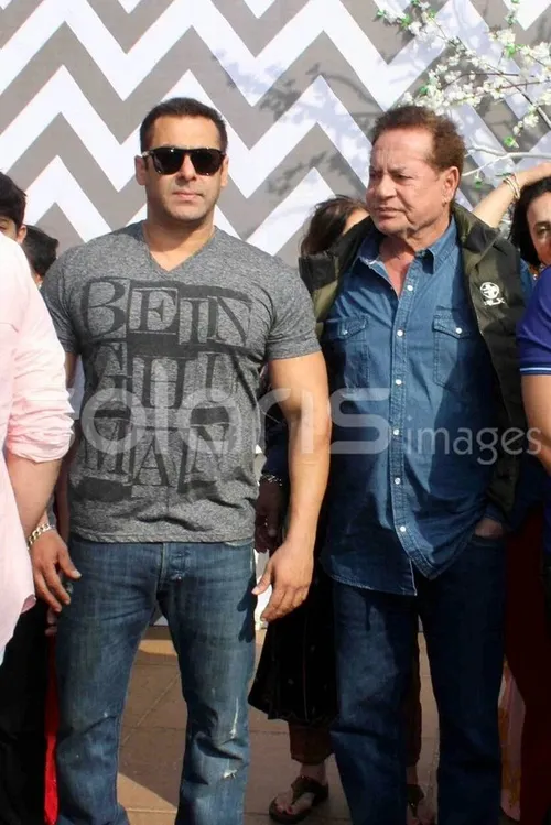 سلمان خان وپدرش سلیم خان