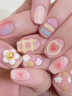 Pretty nail idea🦄✨