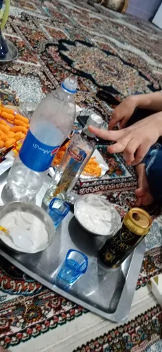 خوشبحال کسانی که امشب حال منو دارن 🍷