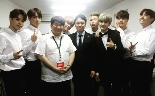 گروه BTS در 12 ژون سال ۲۰۱۳ کار خود را با نام گروه BTSبرگ