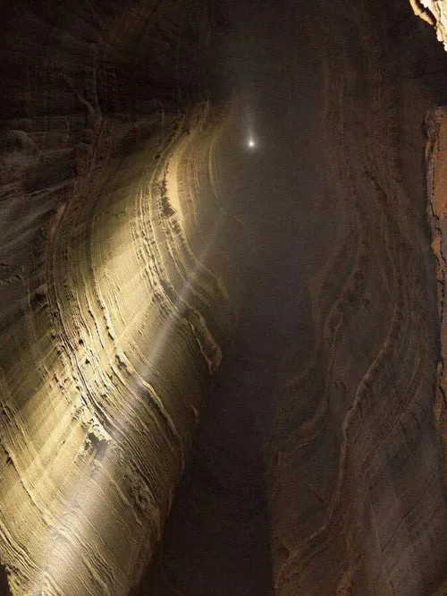 غاری در گرجستان که 2100 متر زیر زمین است! عجایب