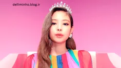 JENNIE😄