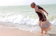 هانیه توسلی لب ساحل