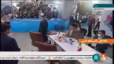 🎥تصاویری از حضور دکتر سعید محمد در محل ثبت نام